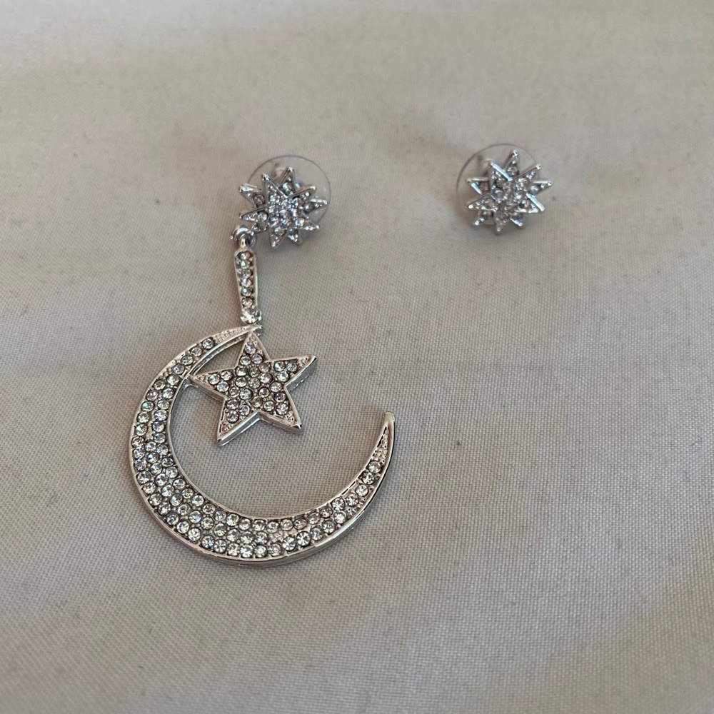 Moon and Star Dangle Earring w Star Stud